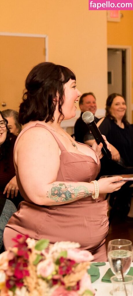 Comicbookdays star beautiful photos