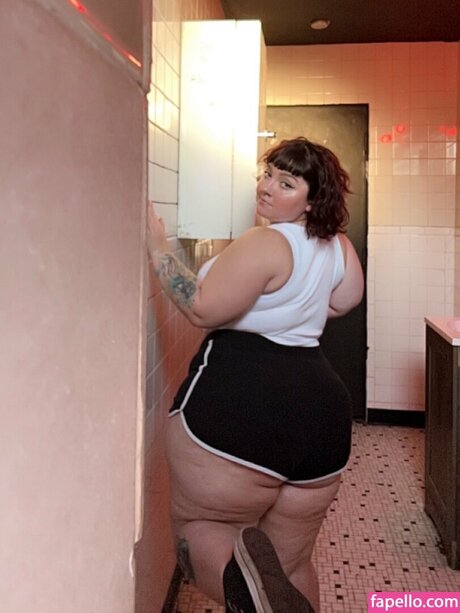 Comicbookdays star hot pictures