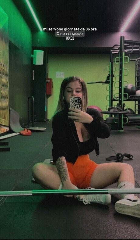 Annalisa Panzeri model free pictures