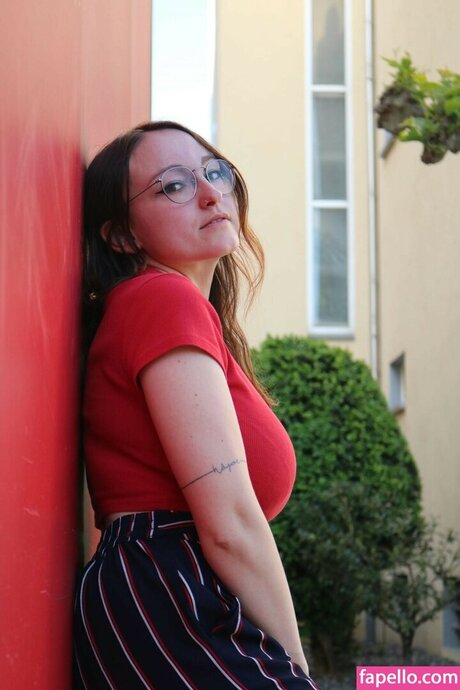 Oryvllmiee sexy pornstar gallery