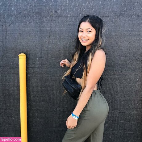 Victoria Matsuura model nude pic