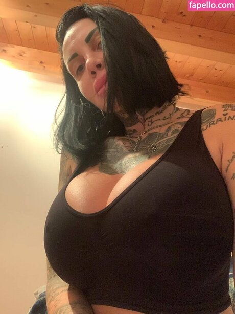 Azzurra Merlo erotic star pic