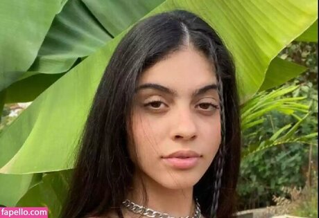 Menina Veneno sexy pornstar images