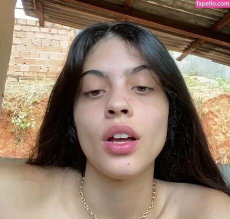 Menina Veneno porn actress pics