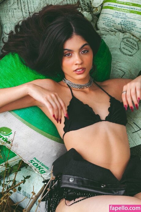 Menina Veneno pornstar nice galleries