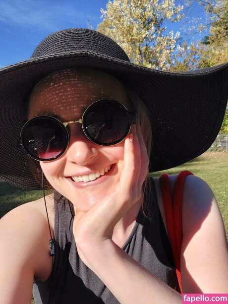 Jessthe Shire star beautiful pic