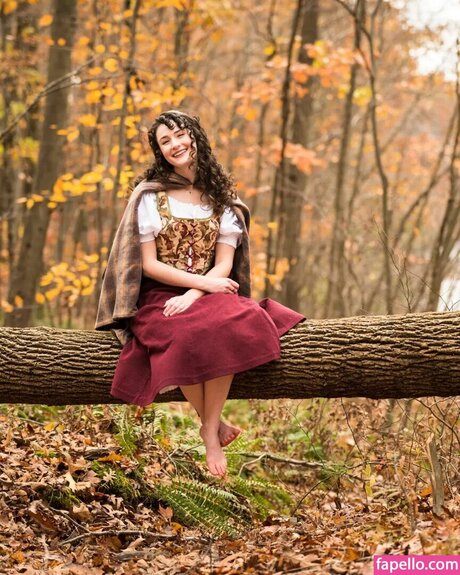 Jessthe Shire pretty model images