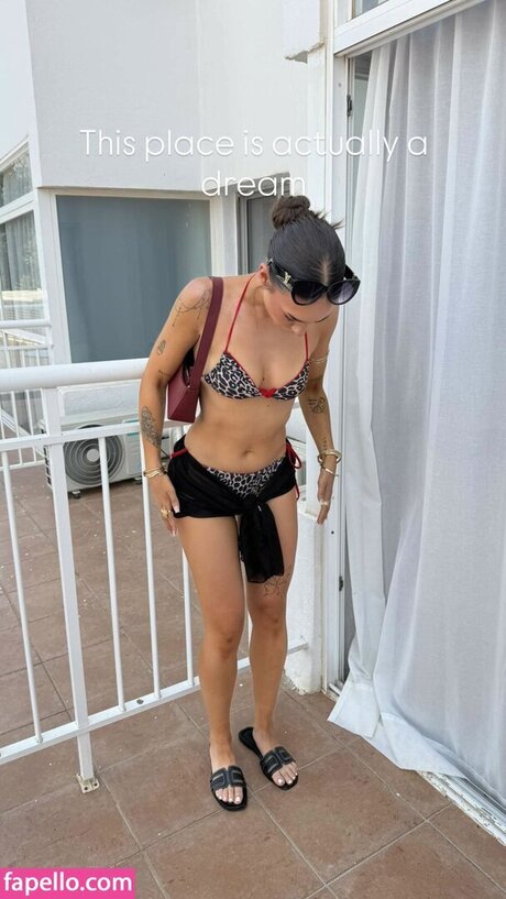 mkdobo pornographic actress galleries