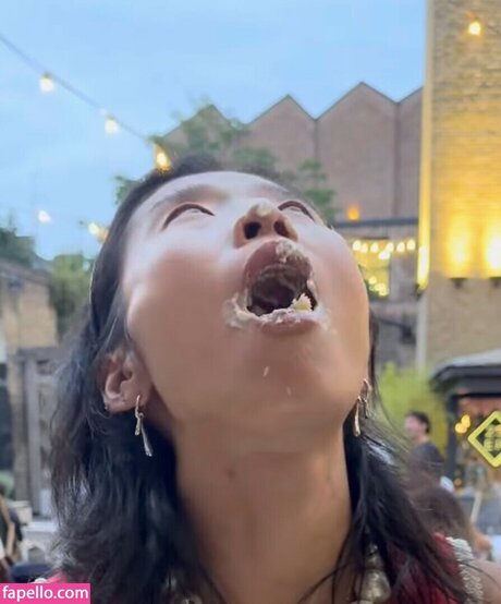 _liullland pornographic star picture