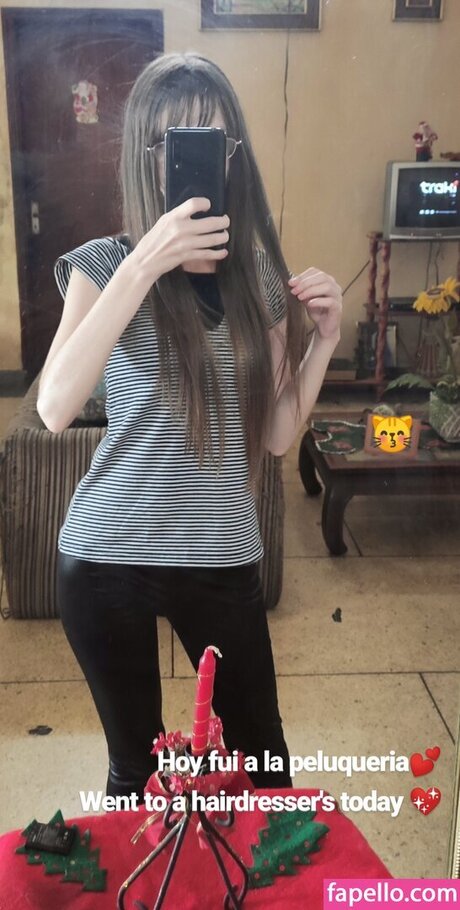 Suminoze pretty actress img