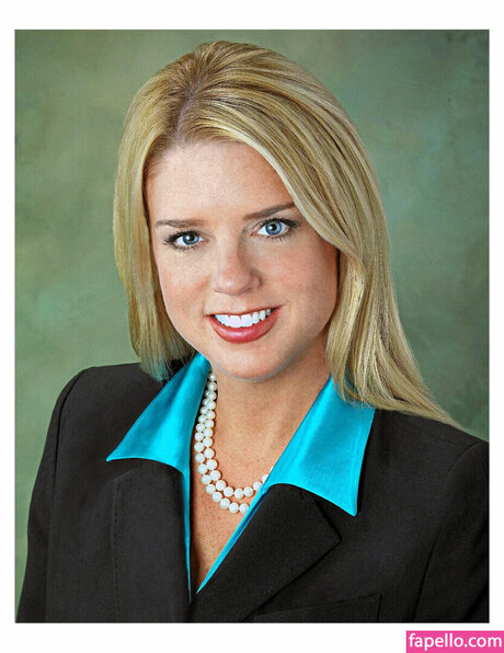 Pam Bondi perfect star pic