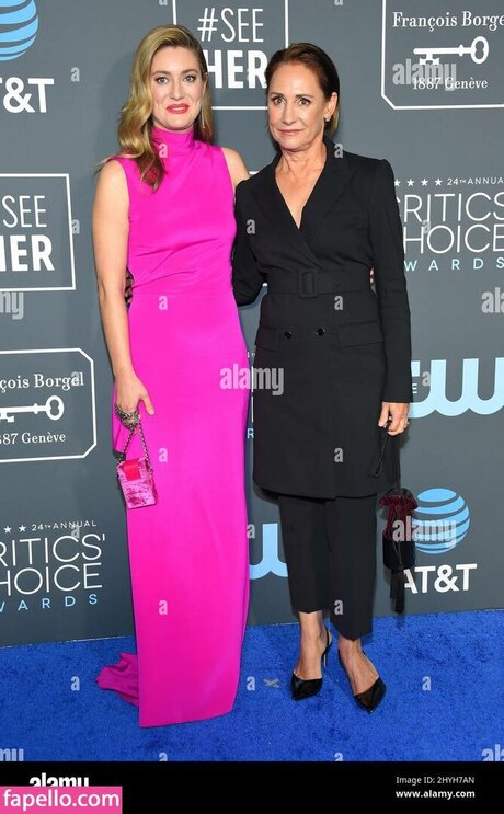 Zoe Perry star sex pic