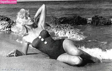 Vintage English Pinups model best picture