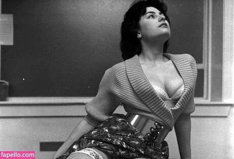 blonde mom onlyfans pornos img