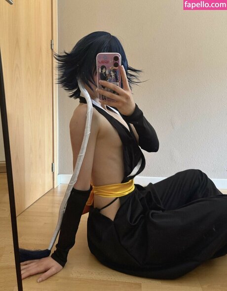 mioecupid model hot photos