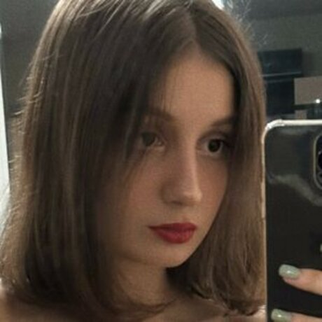 Babe bounty model adult pic