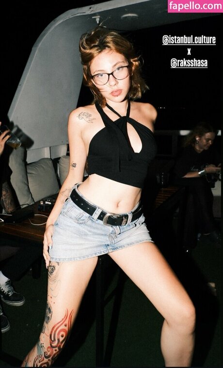 Raksshasa pornstar nudes image