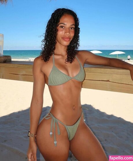 Savannah Pesante star nude galleries