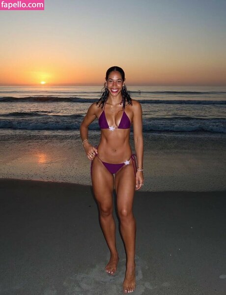 Savannah Pesante model adult pictures