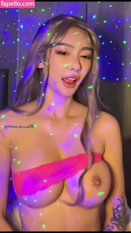 rollipop top model photo