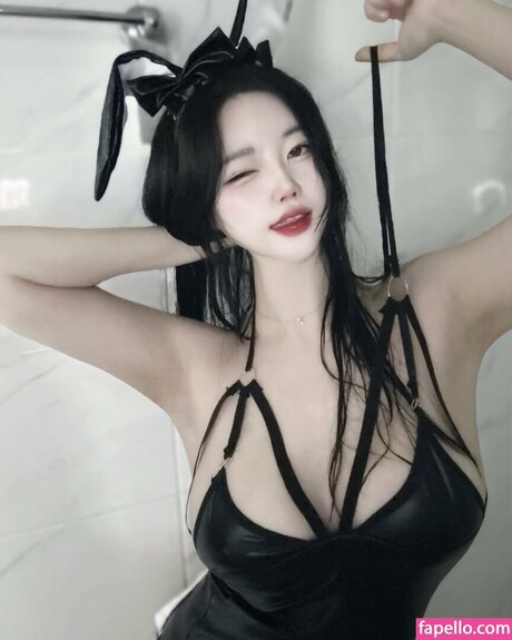 banseozi pornographic model images