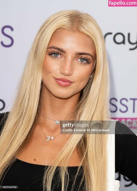 Princess Andre erotic actress photo