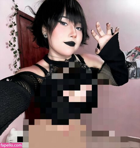 Bolicatsita pornographic model photos