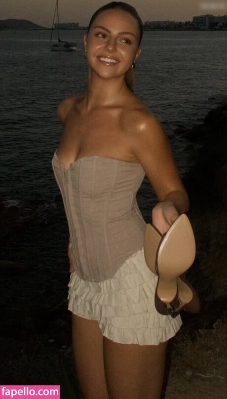 Julia Haller nude star pictures