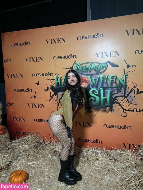 Clara Shirai pornstar erotic photo