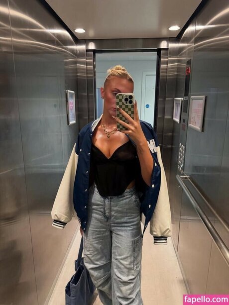 emwallbank perfect actress archive