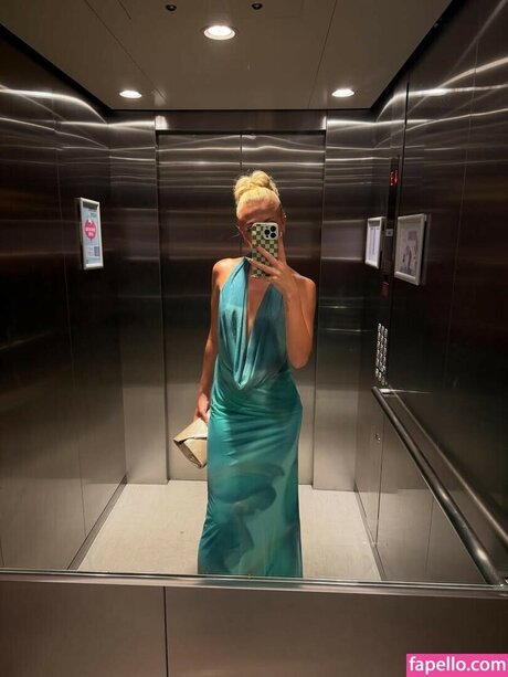 emwallbank star porn archive