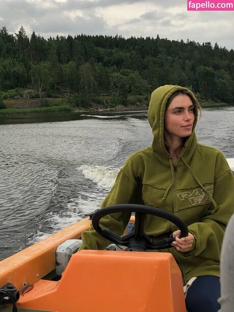 Charleen Weiss model nice pictures