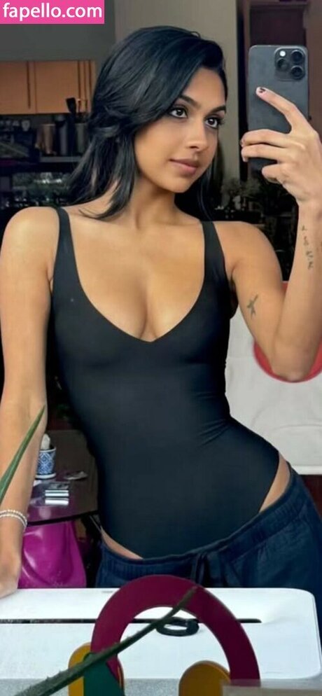 kelliexny star pretty pic