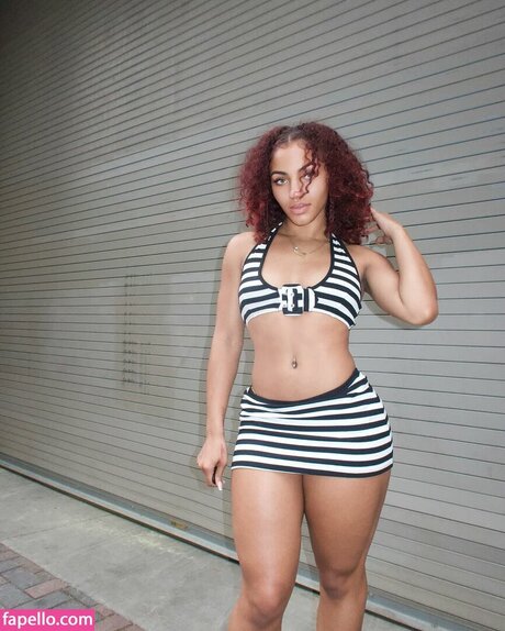 Avi babyyy star free pics