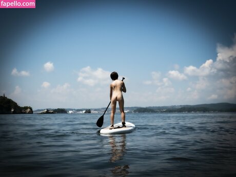 HiroHaru nude actress picture