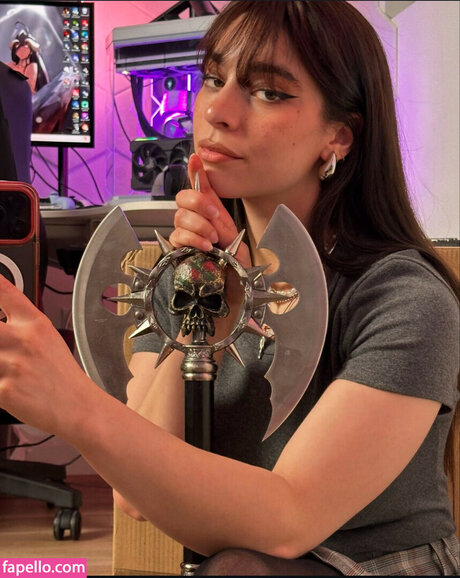 ayaattt beautiful star pic