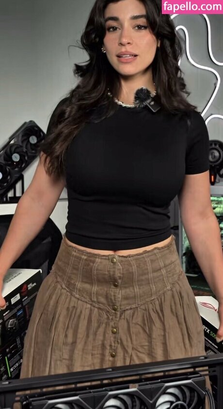 ayaattt xxx star galleries