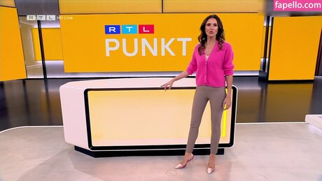 Roberta Bieling star pornographic pics