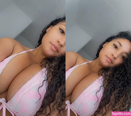 Melanadavids nudes star photo