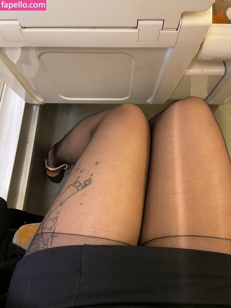 SpoiledSoftie model adult pics