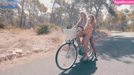 ebony foot fetish onlyfans adult photo