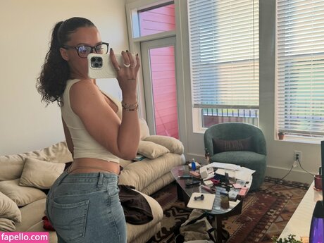 Kaliegh Robinson pornstar sexy pictures