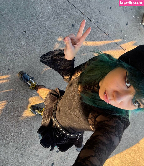 I lov u momo star nude pics