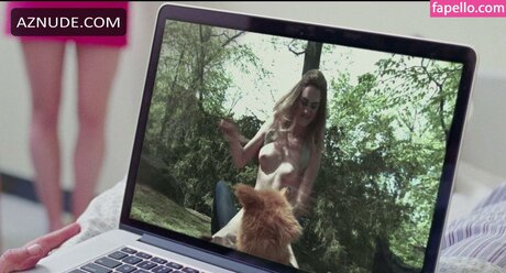 Grace Van Patten hd model pics