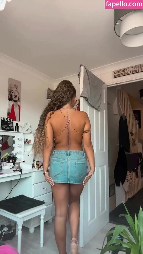 aylawingx erotic pornstar photos