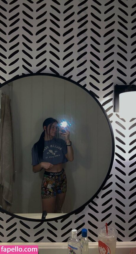 Emileesilvey pornstar images