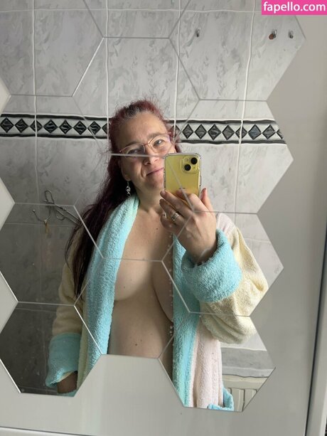 Margret Brown nudes model archive