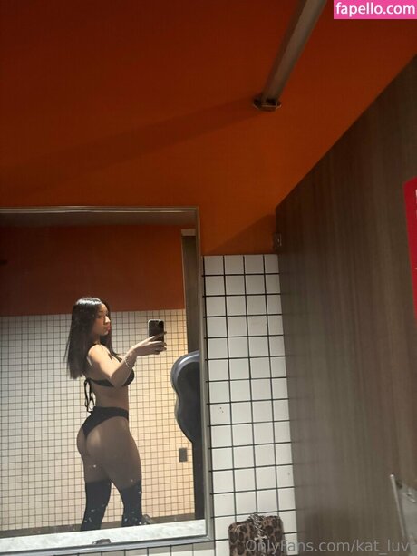 saggy milf onlyfans porno photo