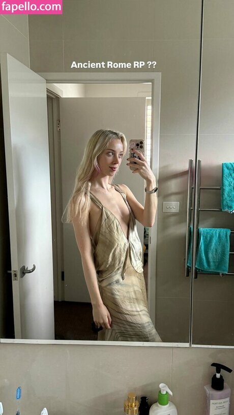 Bubbell sexy model pic