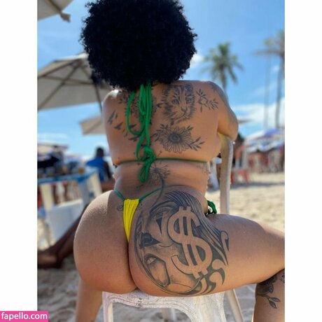 Karol De Souza model hd archive